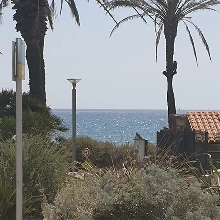 Les Lecques Grand T2 Les Pieds Dans L'eau Apartman Saint-Cyr-sur-Mer